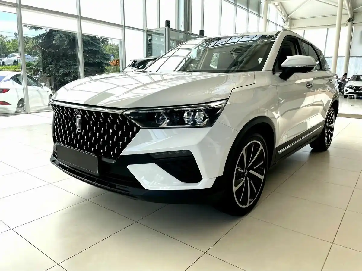 Faw Bestune T77 с салона по цене от 1 924 000 рублей