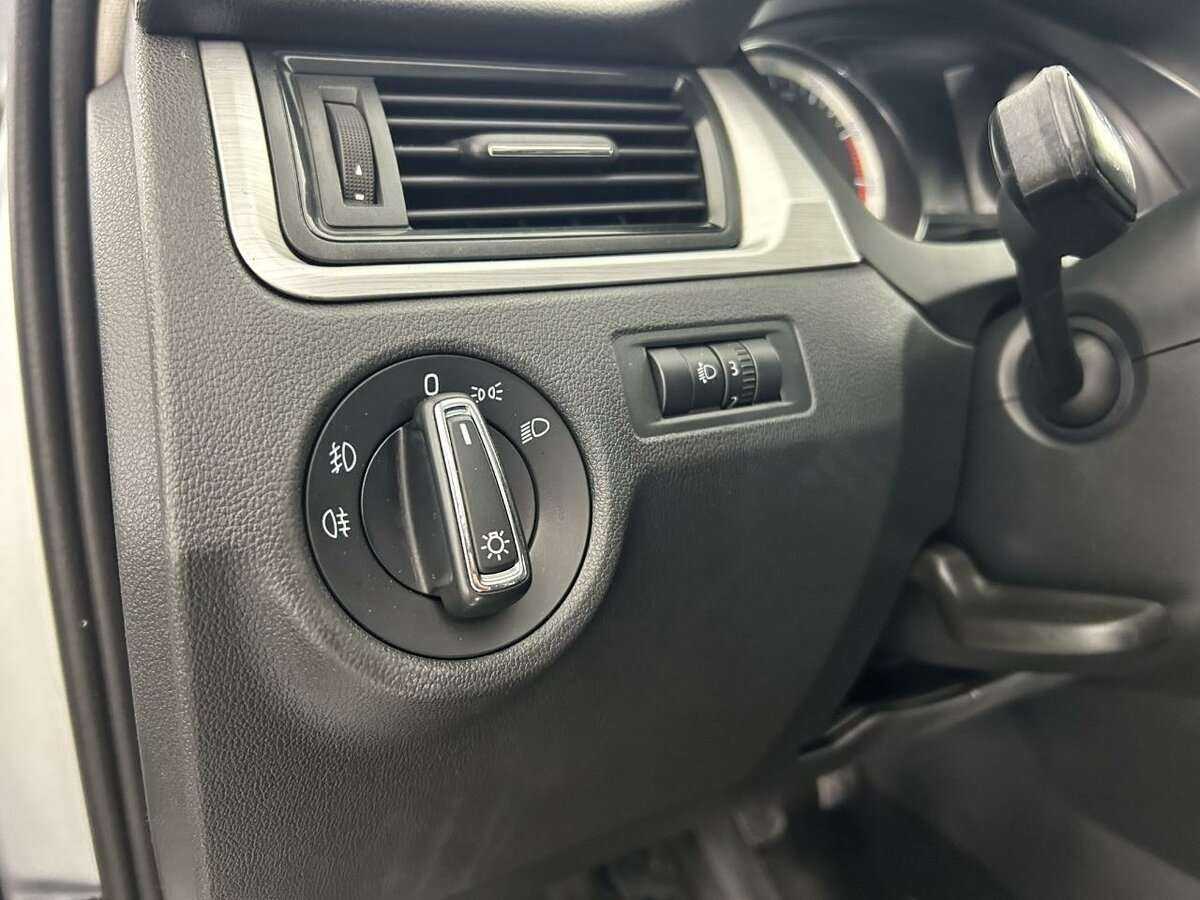 Купить Шкода Рапид, 2016, 172 490 км.. Фото: #8