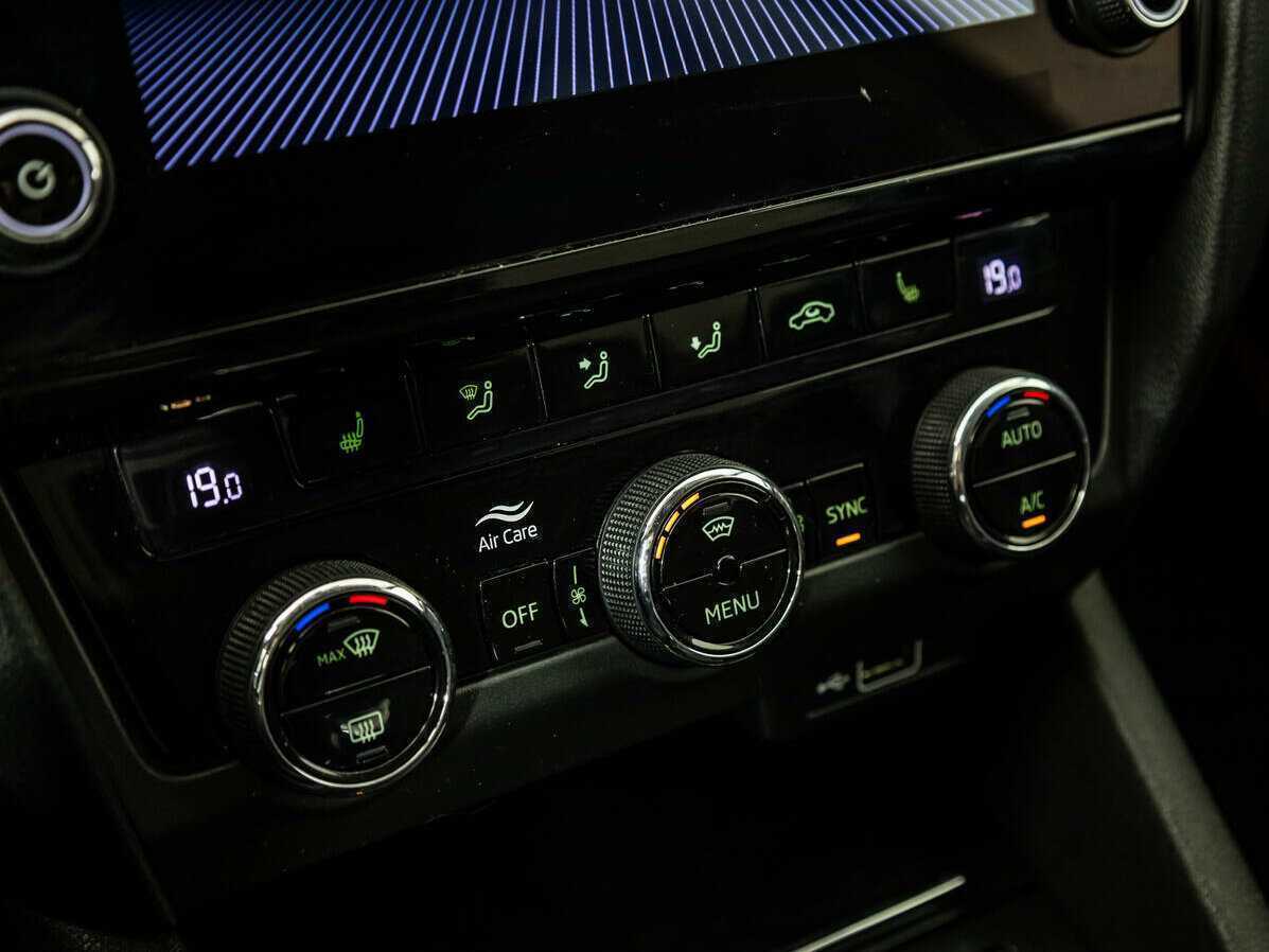 Купить Шкода Октавия, 2017, 205 394 км.. Фото: #15