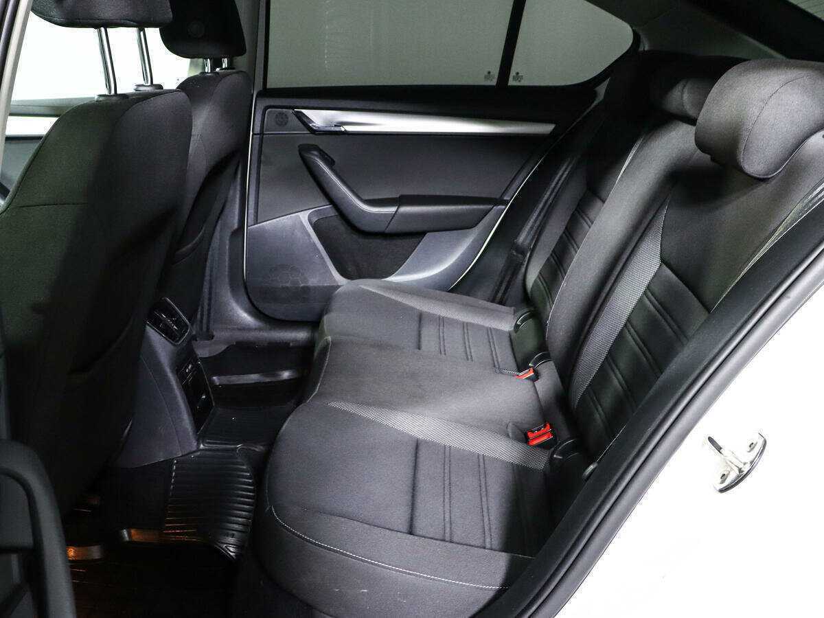 Купить Шкода Октавия, 2019, 76 249 км.. Фото: #9