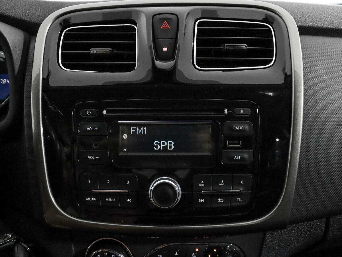 Купить Рено Сандеро, 2015, 220 783 км.. Фото: #10