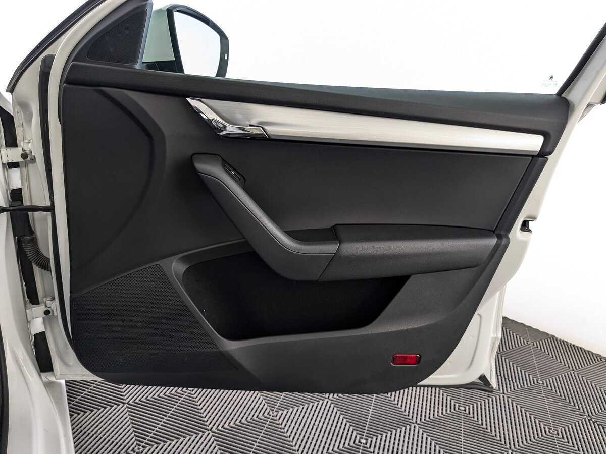 Купить Шкода Октавия, 2017, 144 758 км.. Фото: #19