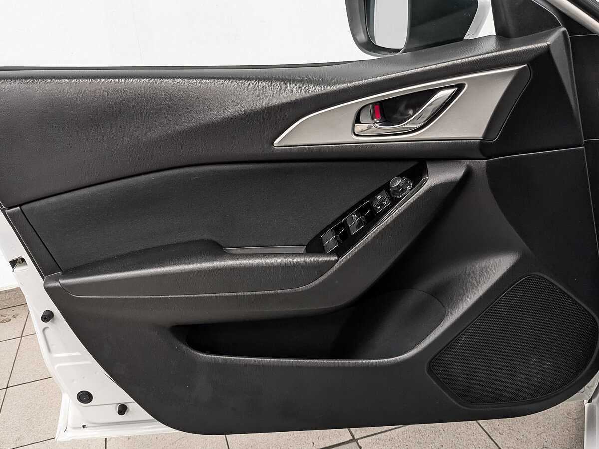 Купить Мазда 3, 2018, 133 358 км.. Фото: #16