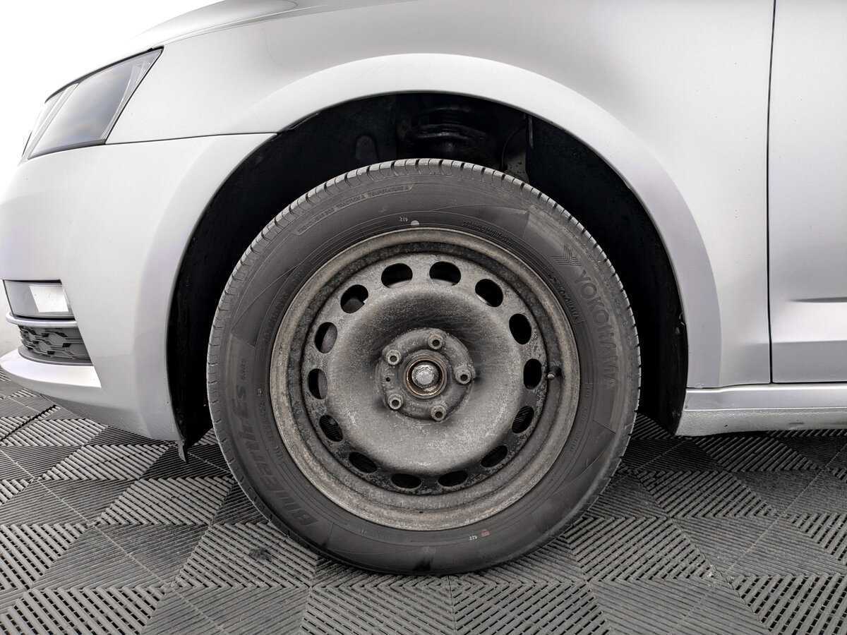 Купить Шкода Октавия, 2018, 116 735 км.. Фото: #17