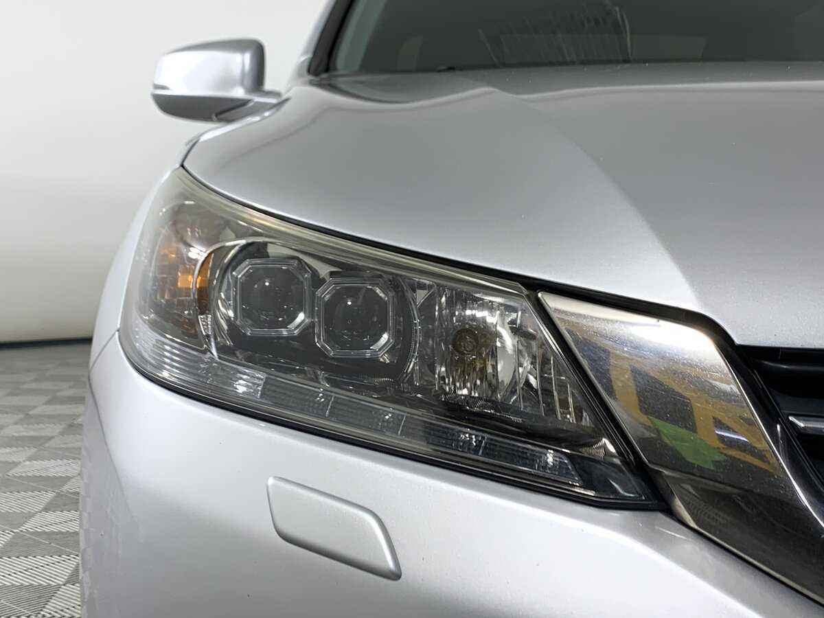 Купить Хонда Аккорд, 2013, 117 473 км.. Фото: #7