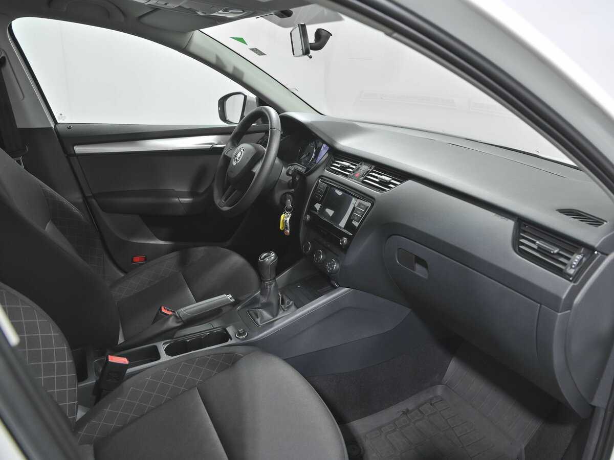 Купить Шкода Октавия, 2018, 188 741 км.. Фото: #11