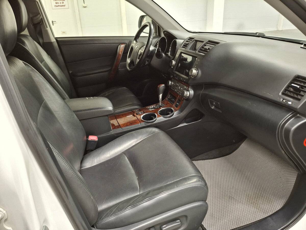Купить Тойота Хайлэндер, 2012, 237 951 км.. Фото: #10
